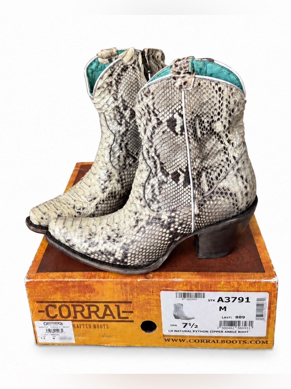 Corral A3791 Natural Python Snip Toe Ankle Boots Size 7.5 M With Box